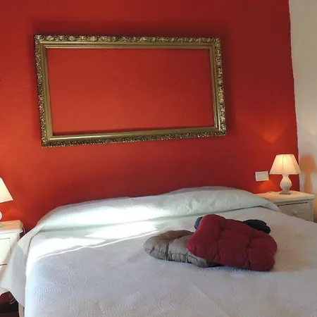 Borgo Di Codeglia - Penzion