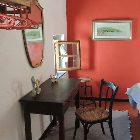 Borgo Di Codeglia - * ריקו דל גולפו די ספאציה