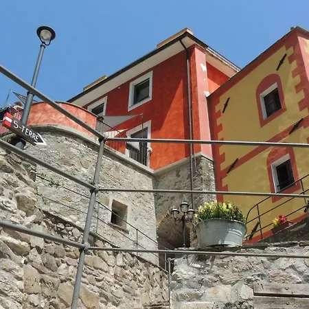 Borgo Di Codeglia - ריקו דל גולפו די ספאציה