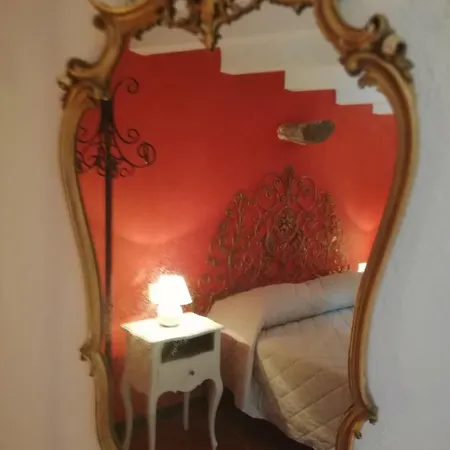 Borgo Di Codeglia - *